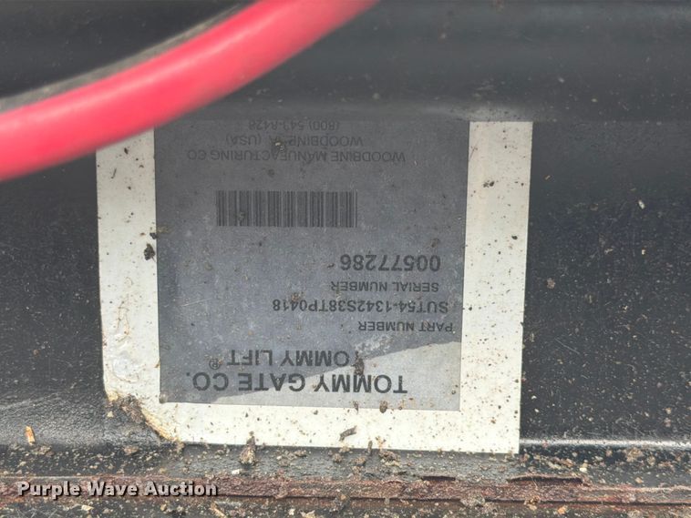 image for item DQ7819 Tommy Gate Co. end gate lift