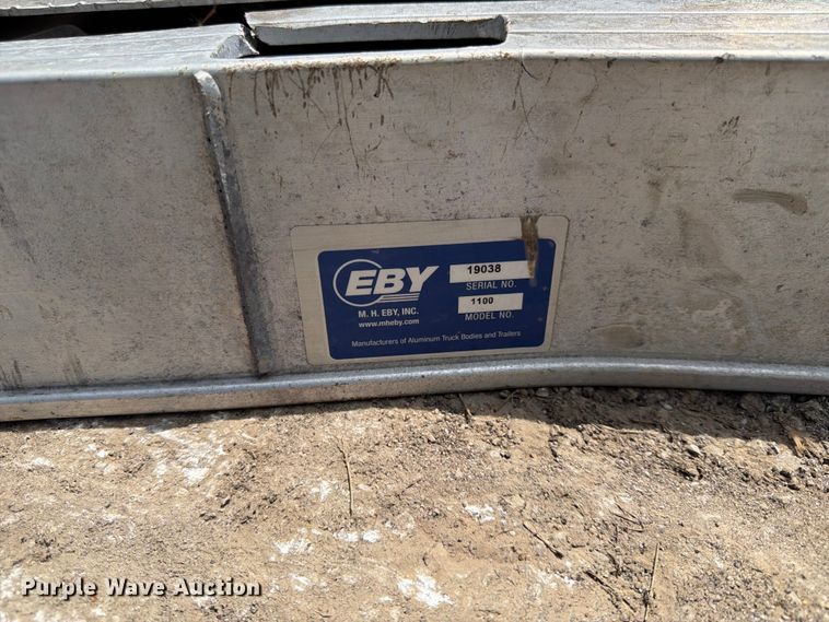 image for item DQ7820 EBY 1100 flatbed