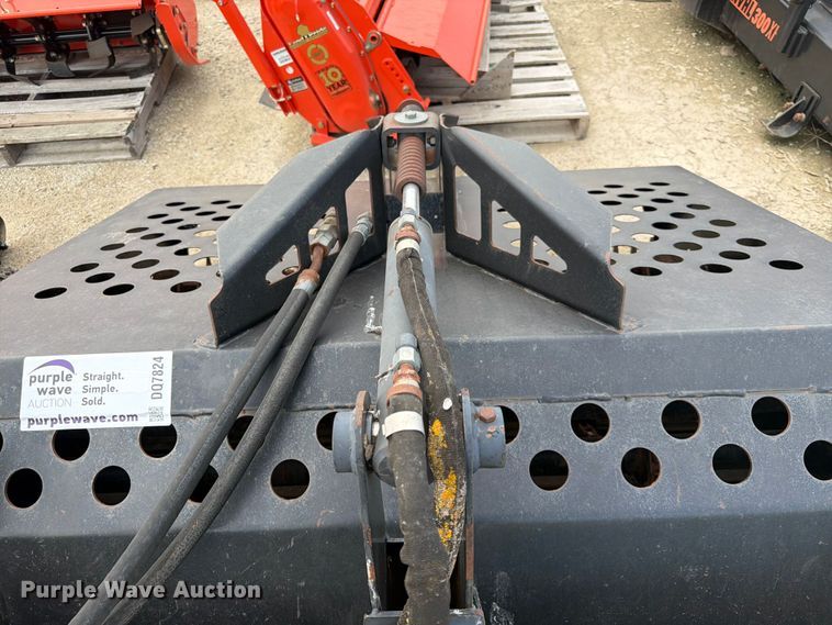 image for item DQ7824 2005 Caterpillar 1R15B skid steer power rake