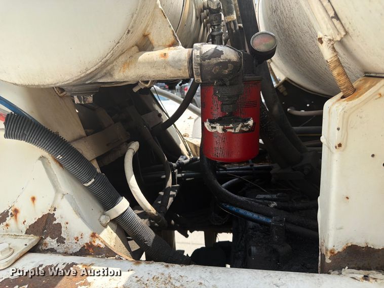 image for item DQ7829 2007 International 5500i ready mix truck