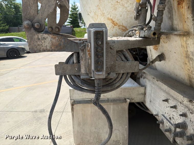 image for item DQ7829 2007 International 5500i ready mix truck