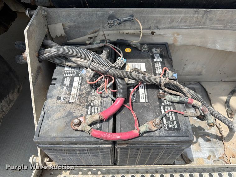 image for item DQ7829 2007 International 5500i ready mix truck