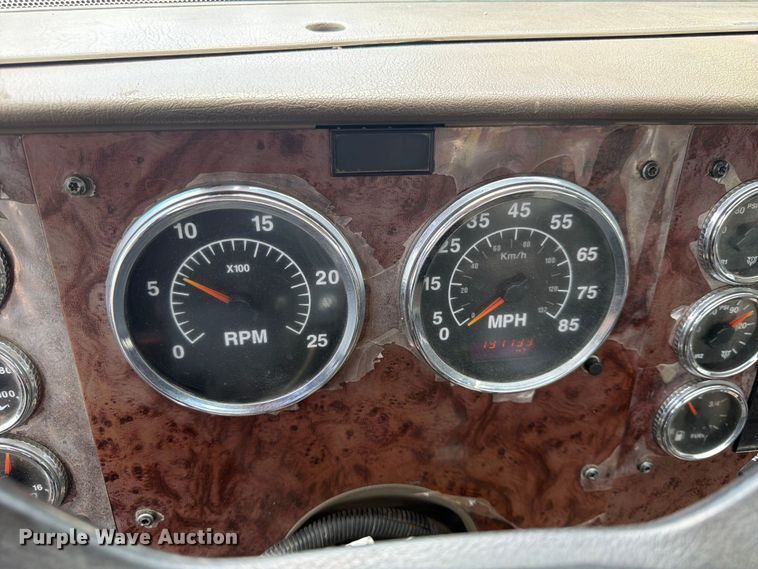 image for item DQ7829 2007 International 5500i ready mix truck