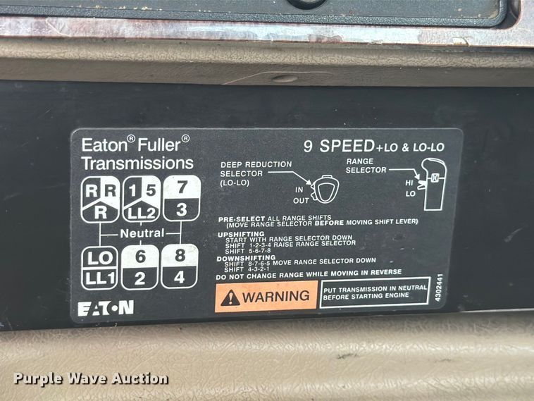image for item DQ7829 2007 International 5500i ready mix truck
