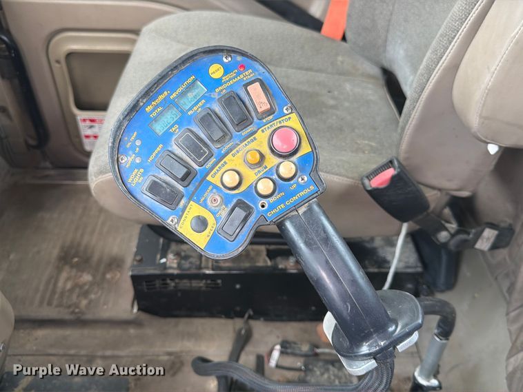 image for item DQ7829 2007 International 5500i ready mix truck