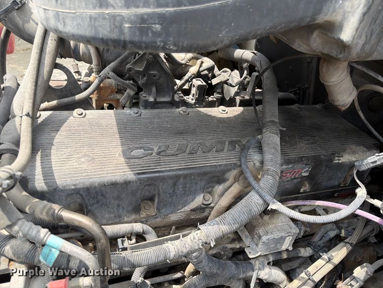 image for item DQ7829 2007 International 5500i ready mix truck