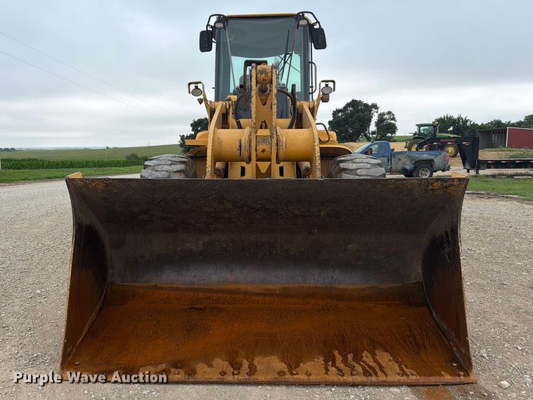 image for item DQ7833 2003 John Deere 624H wheel loader