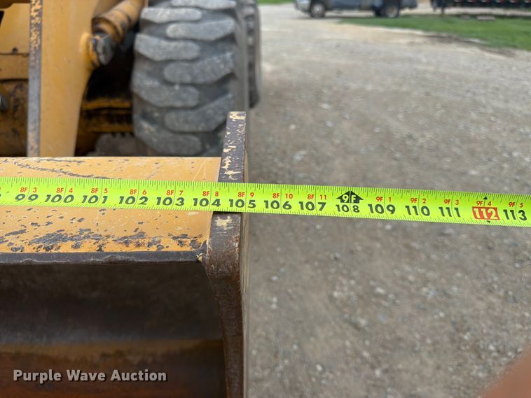image for item DQ7833 2003 John Deere 624H wheel loader