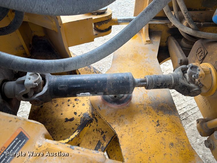 image for item DQ7833 2003 John Deere 624H wheel loader