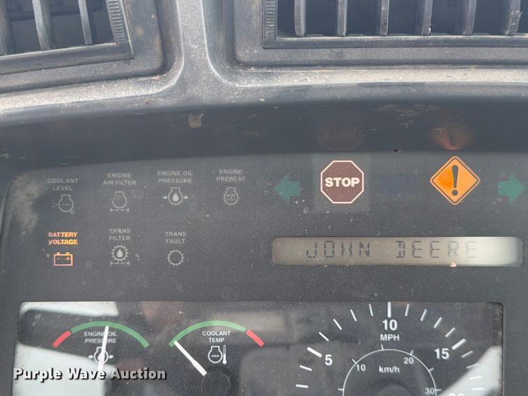image for item DQ7833 2003 John Deere 624H wheel loader