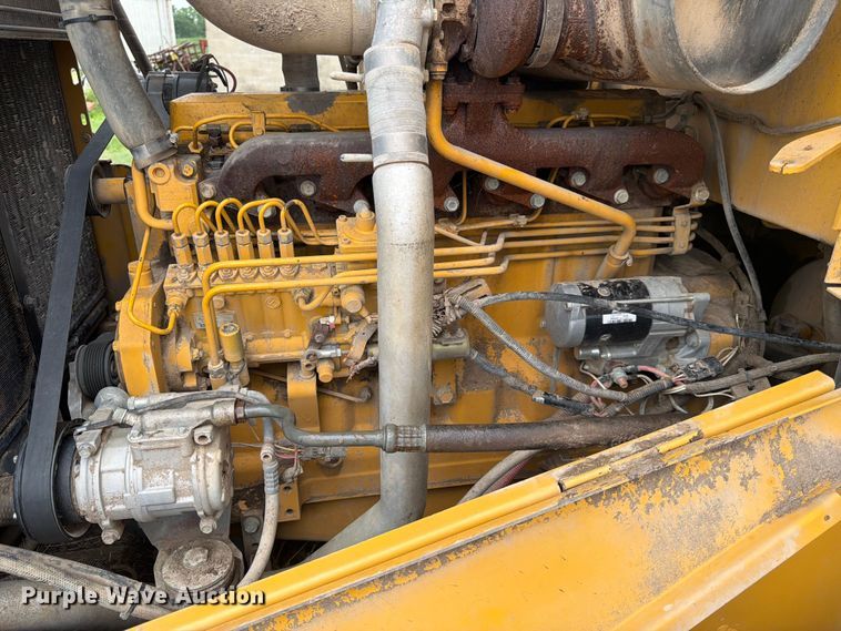 image for item DQ7833 2003 John Deere 624H wheel loader