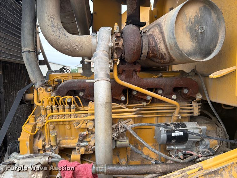 image for item DQ7833 2003 John Deere 624H wheel loader