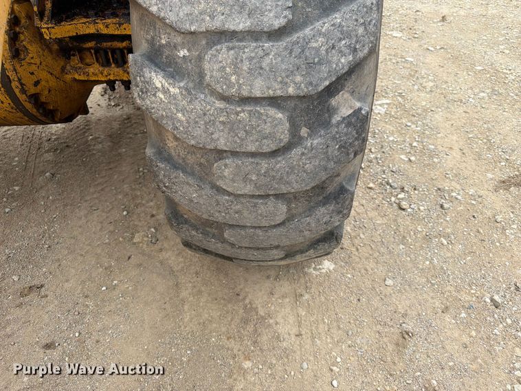 image for item DQ7833 2003 John Deere 624H wheel loader