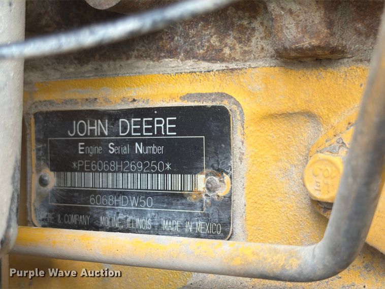 image for item DQ7833 2003 John Deere 624H wheel loader