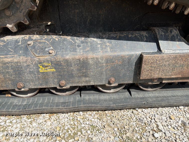 image for item DQ7837 2019 Kubota SVL 75-2 tracked skid steer loader
