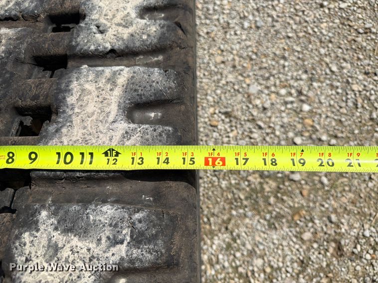 image for item DQ7837 2019 Kubota SVL 75-2 tracked skid steer loader