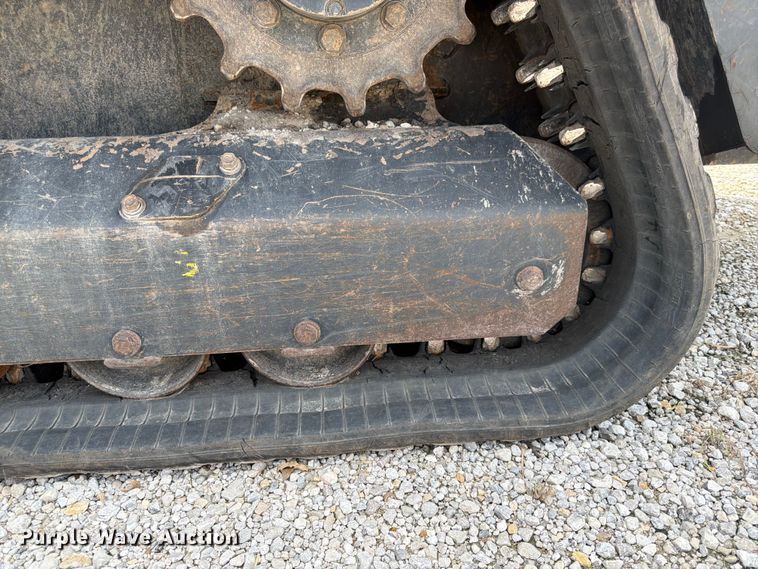 image for item DQ7837 2019 Kubota SVL 75-2 tracked skid steer loader