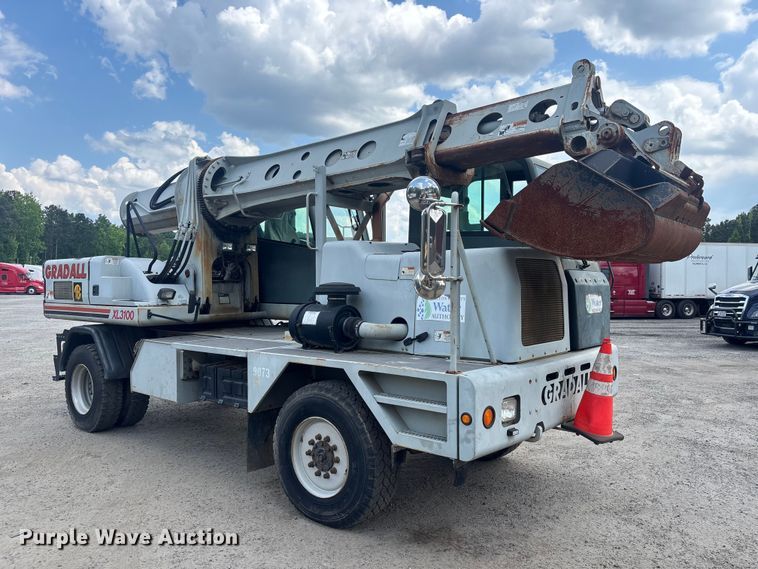 image for item DU0459 2003 Gradall XL3100 wheeled excavator