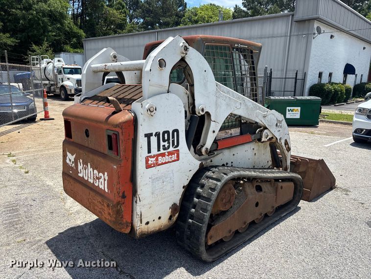 image for item DU6270 2009 Bobcat T180 tracked skid steer loader