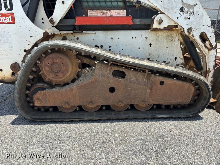 image for item DU6270 2009 Bobcat T180 tracked skid steer loader