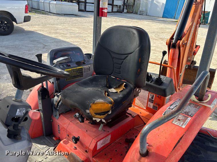 image for item DU6303 2014 Kubota L39 backhoe