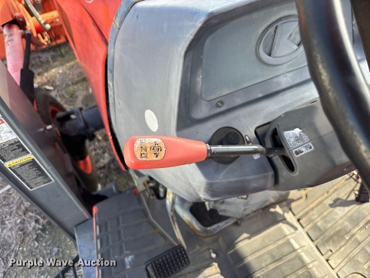 image for item DU6303 2014 Kubota L39 backhoe