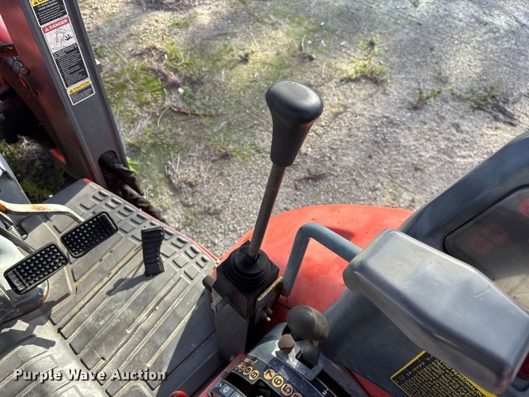 image for item DU6303 2014 Kubota L39 backhoe