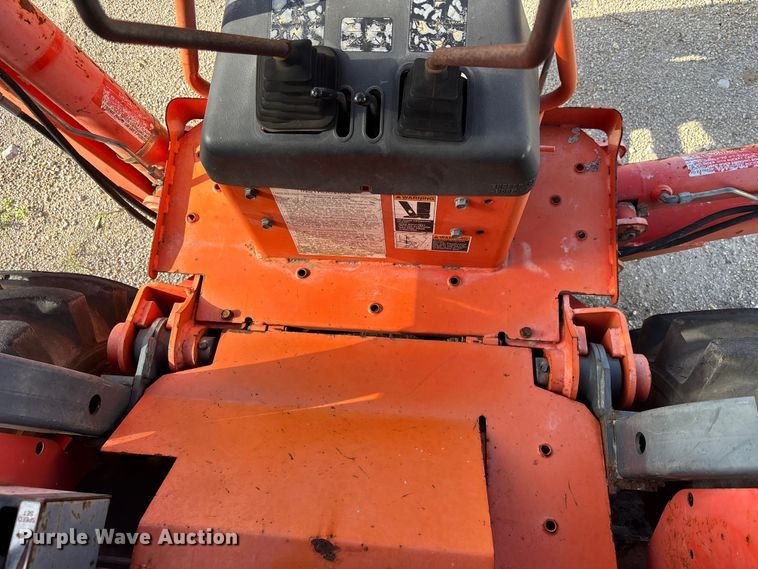 image for item DU6303 2014 Kubota L39 backhoe