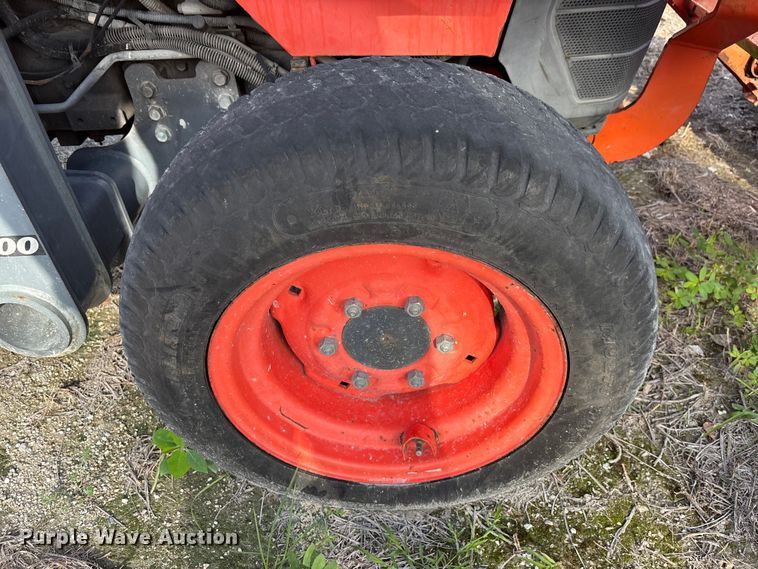 image for item DU6303 2014 Kubota L39 backhoe