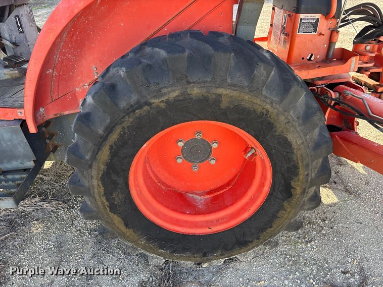 image for item DU6303 2014 Kubota L39 backhoe