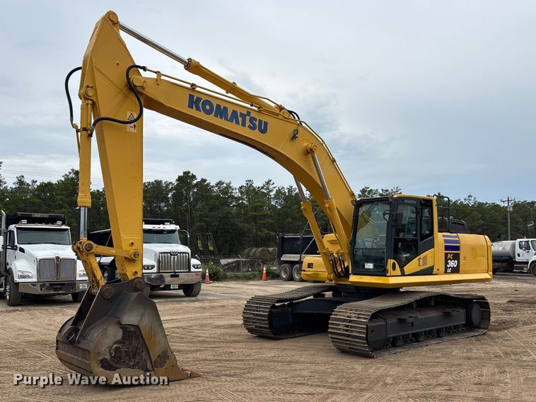 Photo of a 2013 Komatsu PC360LC–10