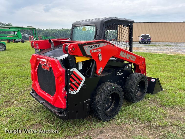 image for item DU6311 Manitou 2300V skid steer loader