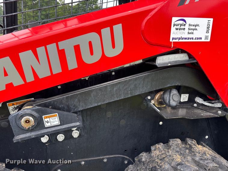 image for item DU6311 Manitou 2300V skid steer loader
