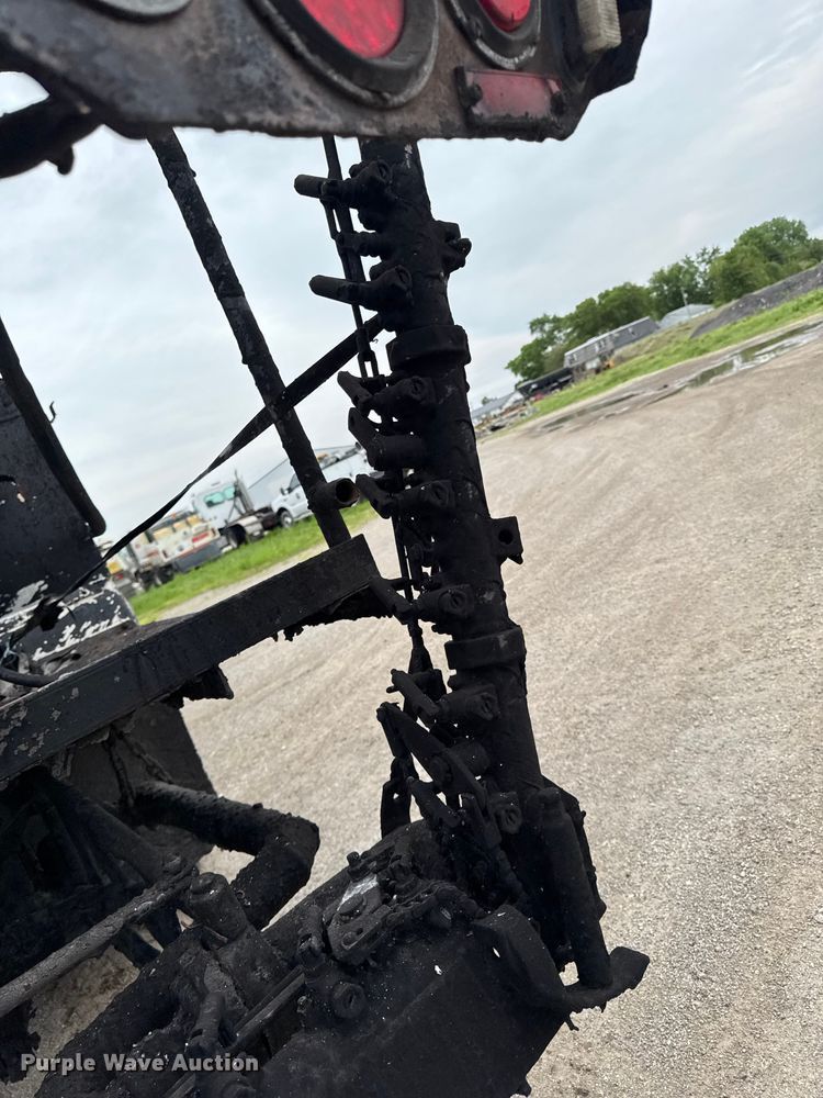 image for item DV2006 1978 Mack oil distributor truck