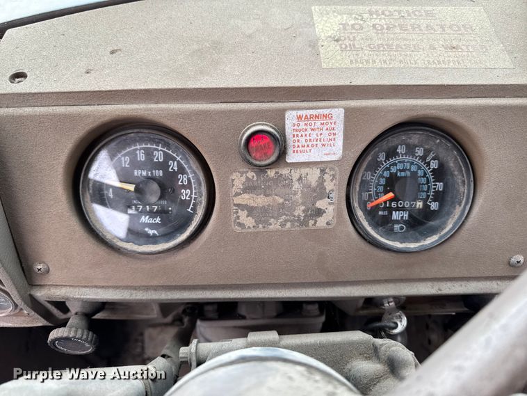 image for item DV2006 1978 Mack oil distributor truck