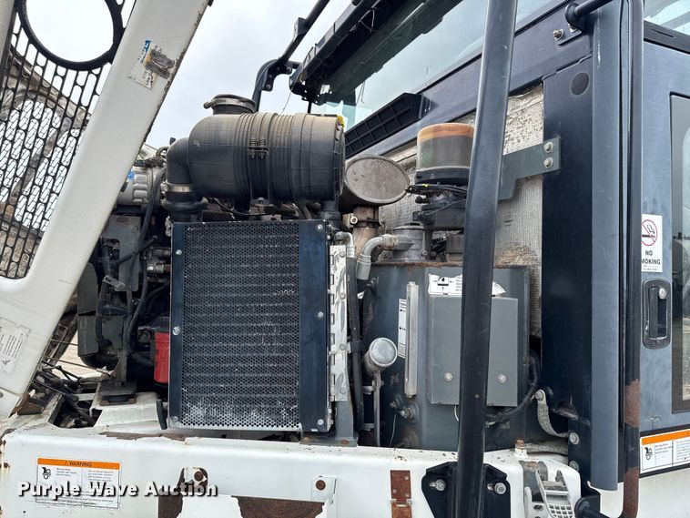 image for item DV2008 2008 Elgin Pelican street sweeper