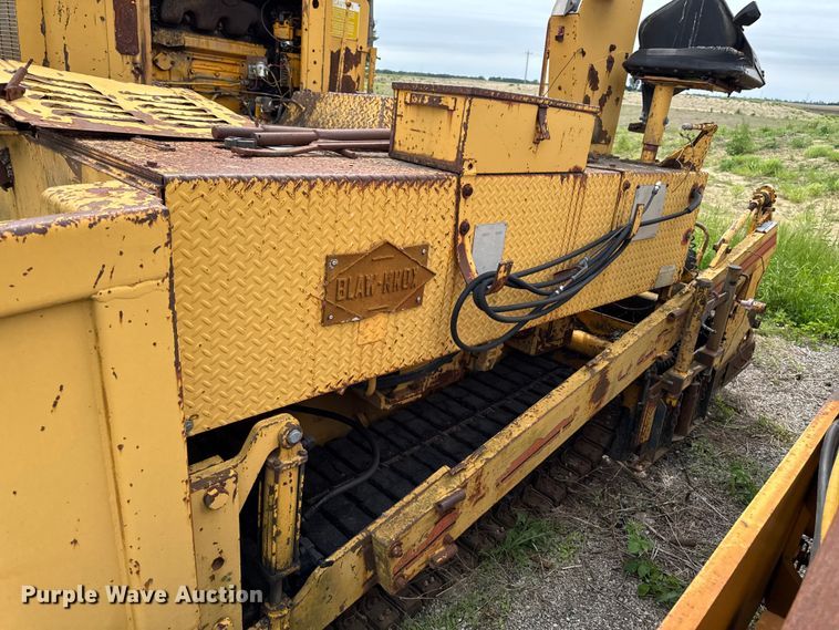 image for item DV2010 Blaw-Knox PF-500 paver