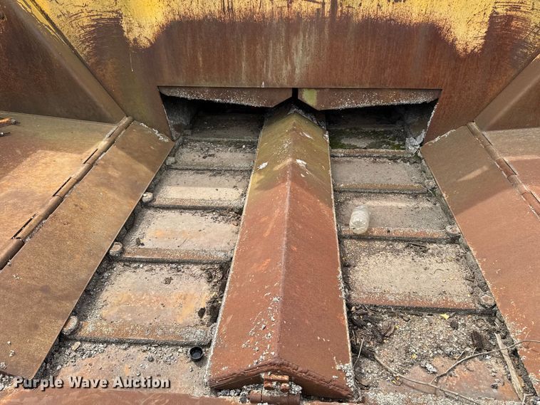 image for item DV2010 Blaw-Knox PF-500 paver