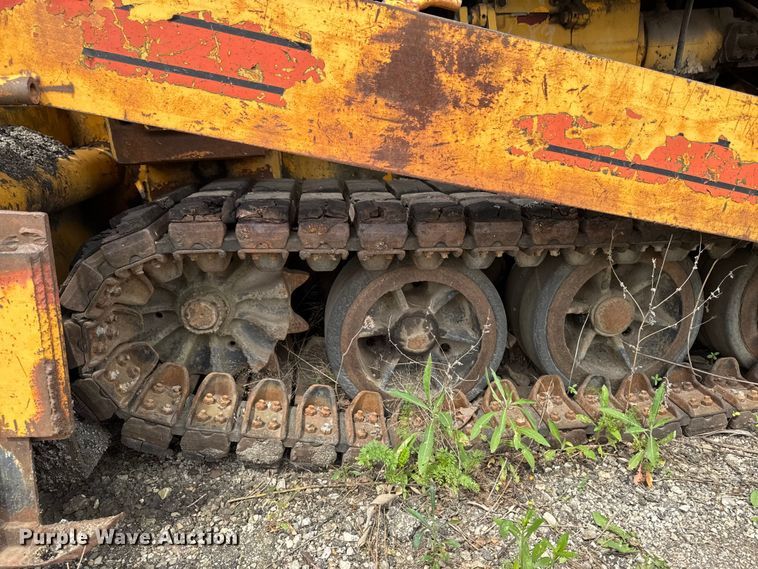 image for item DV2010 Blaw-Knox PF-500 paver