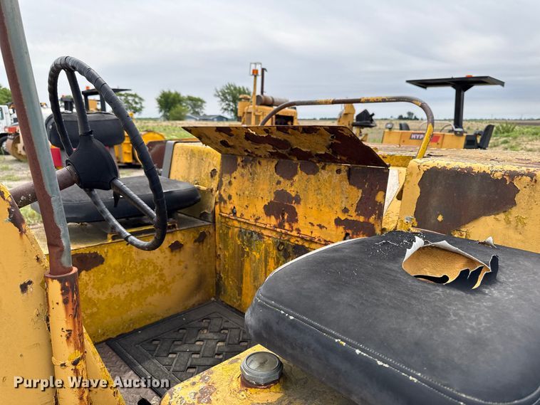 image for item DV2011 Hyster C350A double drum roller