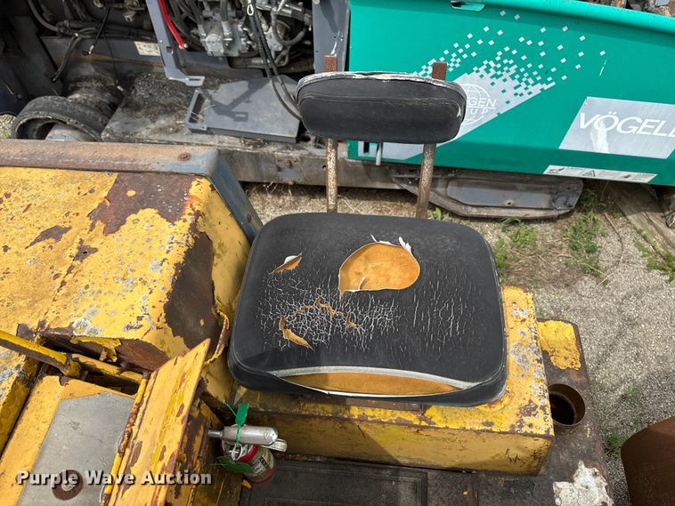 image for item DV2011 Hyster C350A double drum roller