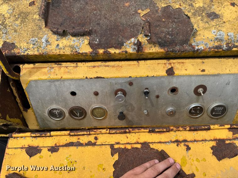 image for item DV2011 Hyster C350A double drum roller