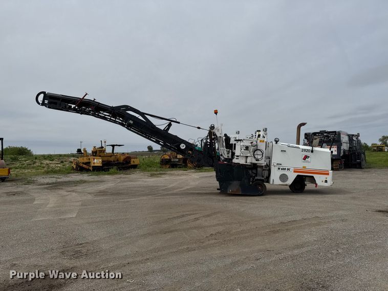 image for item DV2012 2001 Wirtgen W600DC milling machine