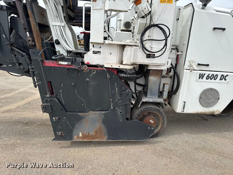 image for item DV2012 2001 Wirtgen W600DC milling machine