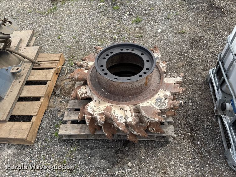 image for item DV2012 2001 Wirtgen W600DC milling machine