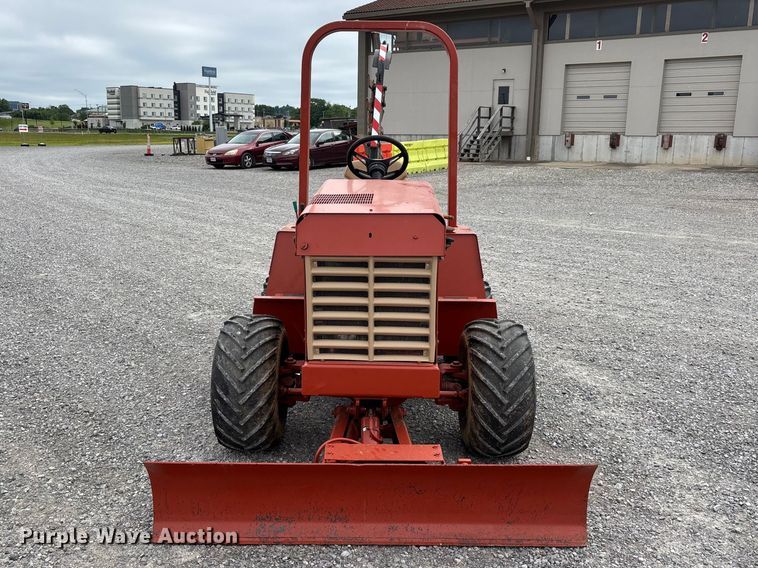 image for item DV4367 1992 Ditch Witch 3500 trencher
