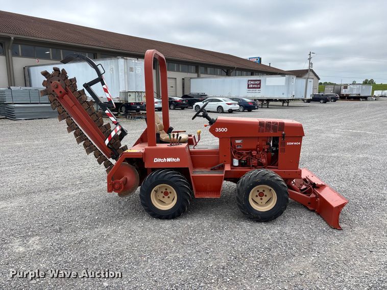 image for item DV4367 1992 Ditch Witch 3500 trencher