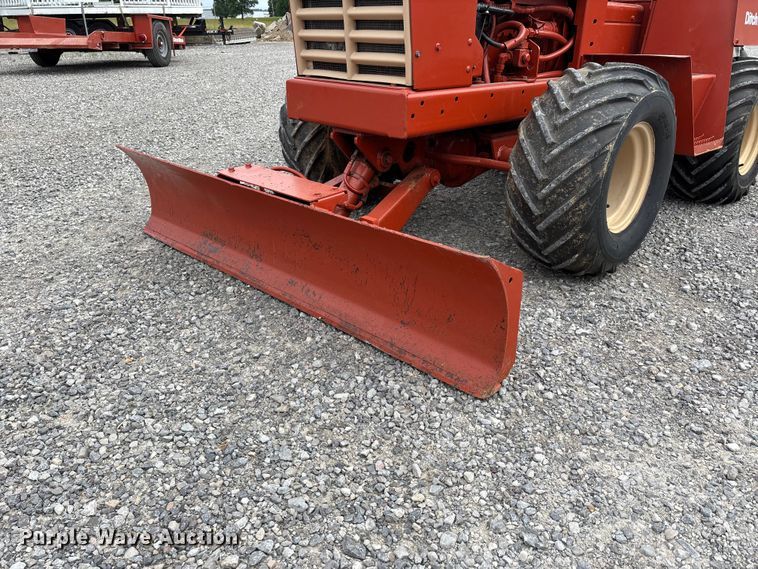 image for item DV4367 1992 Ditch Witch 3500 trencher