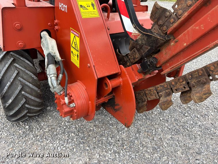 image for item DV4367 1992 Ditch Witch 3500 trencher
