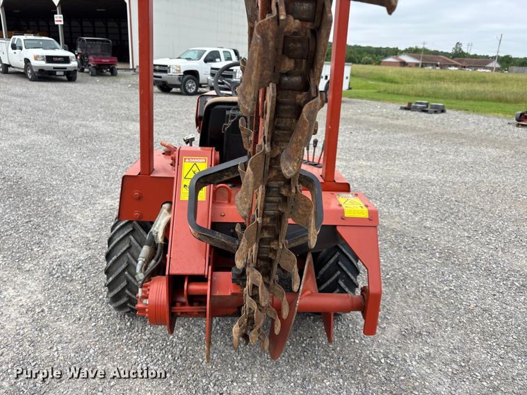 image for item DV4367 1992 Ditch Witch 3500 trencher